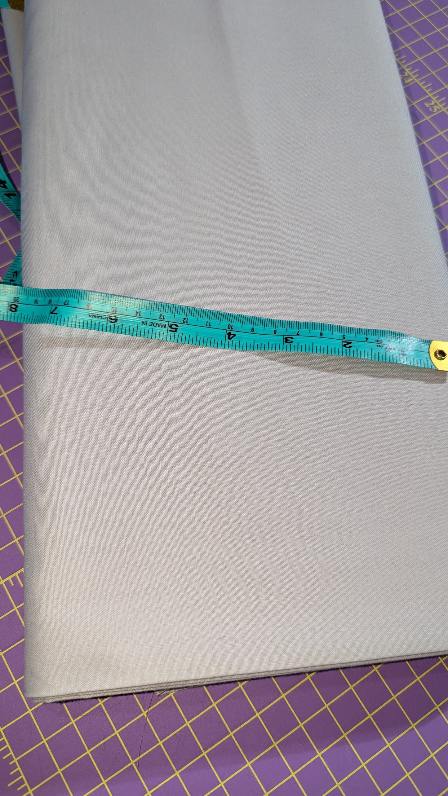 Northcott's Colorworks Premim Solid Grey / meter