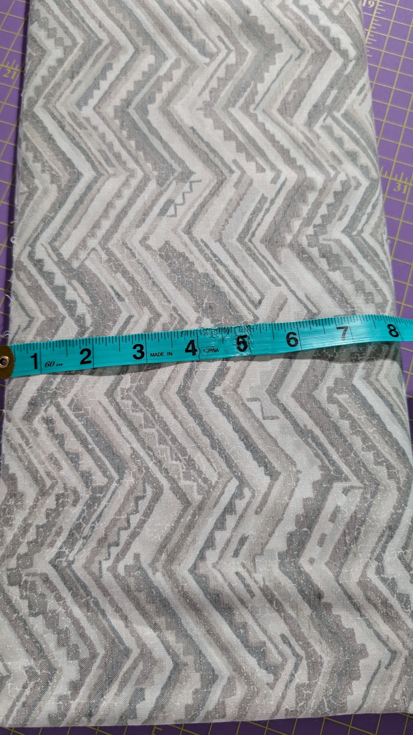 Northcott Canyon Creek Cream Grey Zig Zag / Meter